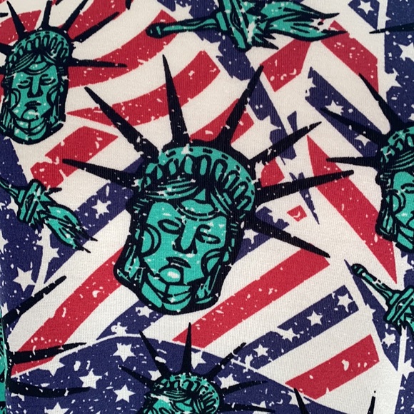 • Lularoe Irma Top • - Picture 4 of 6